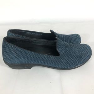 Dansko Loafers Womens Size 10 (EUR 40) Blue Olivia Comfort Reptile Texture